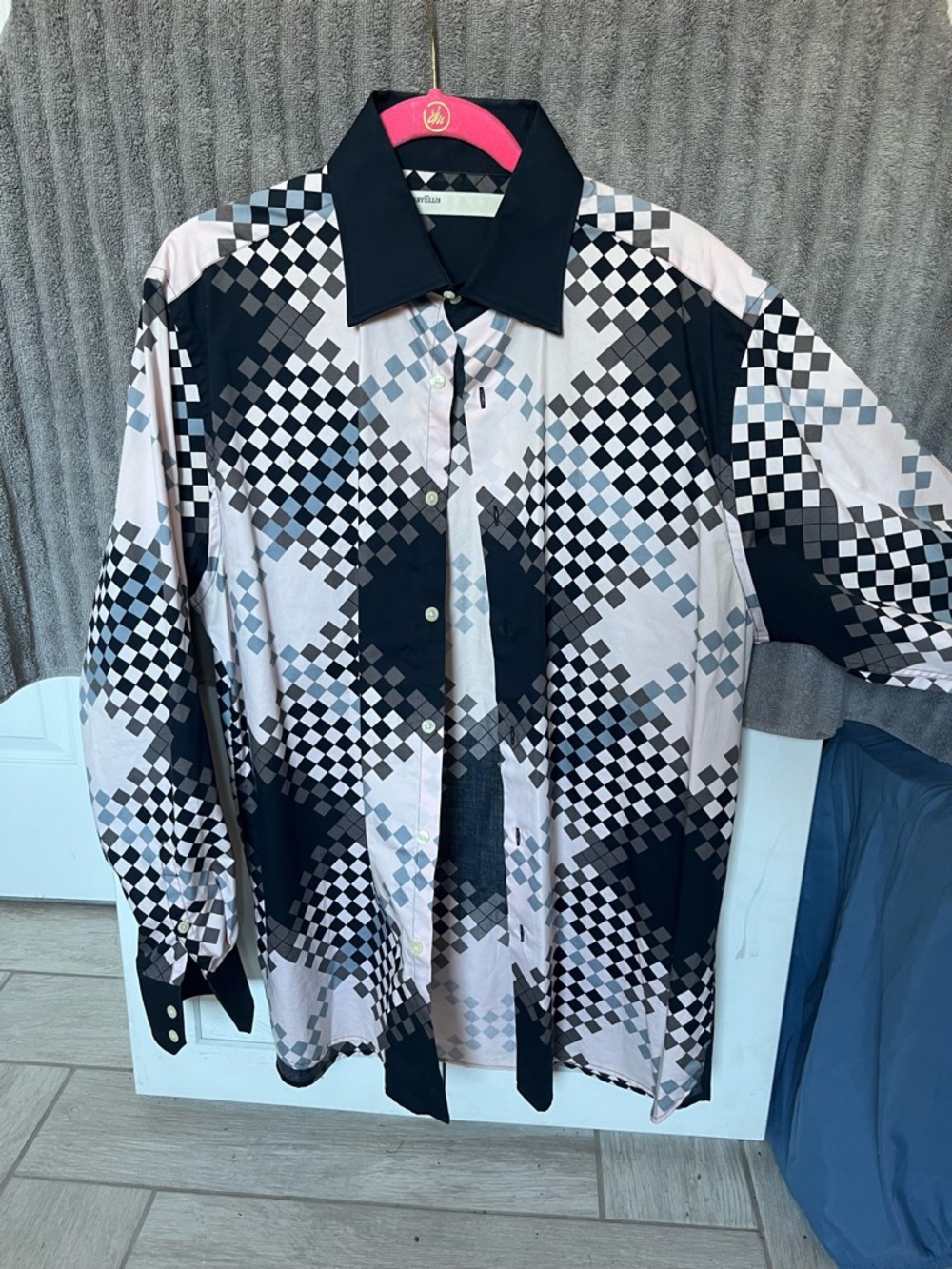 Perry Ellis Black and Pink Checkerliner long sleeve shirt